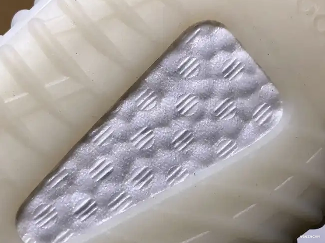 350 Yeezy Boost Cream CP9366 White Adidas V2 0616